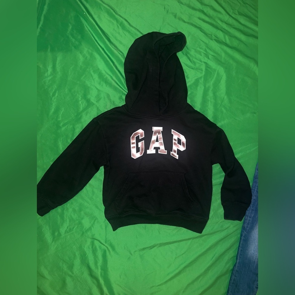 Zara/ Gap Girls Blue Jeans and Hoodie Bundle - Picture 3 of 12